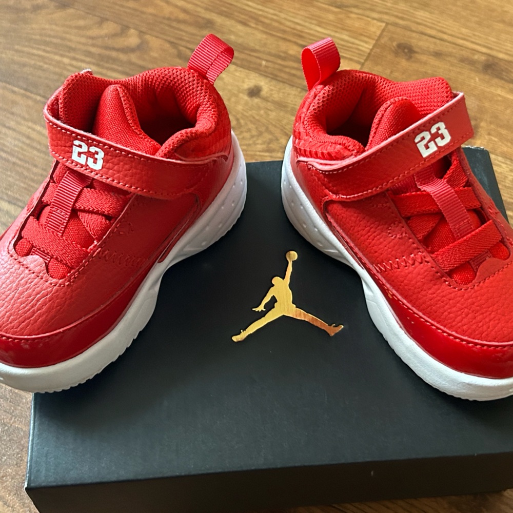 Jordans sneakers, red and white NEW size 6